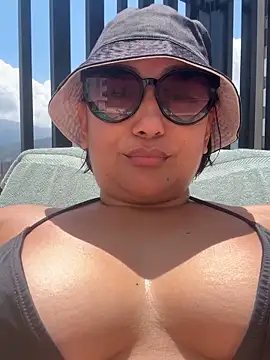 Victoria-Harper online show from March 13, 4:12 pm