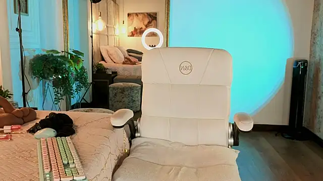 Victoria-Harper online show from November 14, 11:36 am