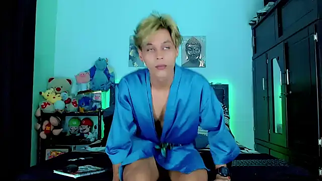 Liamscott  online show from October 30, 12:53 am