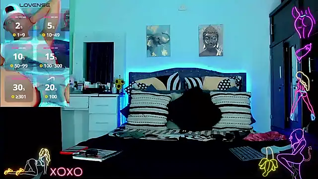 Liamscott  online show from October 4, 8:10 pm