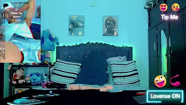 Liamscott  online show from November 6, 10:14 pm