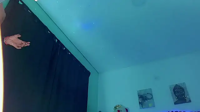 Liamscott  online show from February 17, 2:20 am