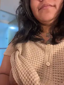 JulianaCastillo online show from May 27, 9:16 am