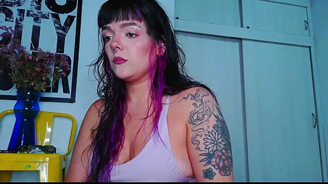 purple em69 online show from June 19, 10:04 pm
