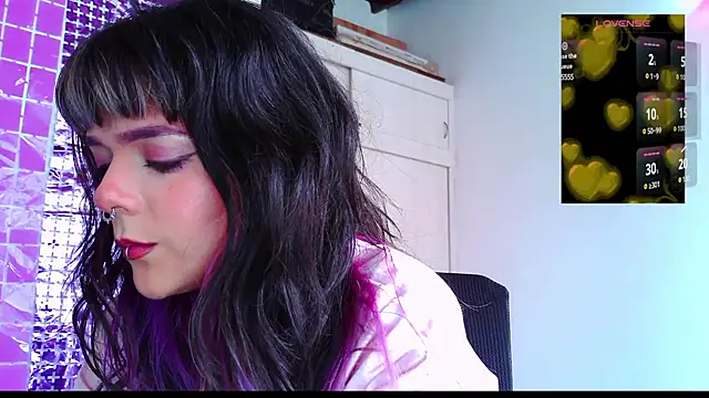 purple em69 online show from March 3, 6:35 pm