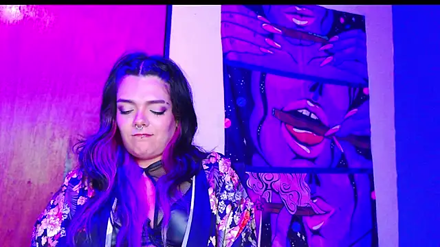 purple em69 online show from July 10, 2:11 am