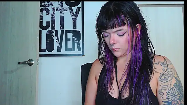 purple em69 online show from April 15, 4:51 am