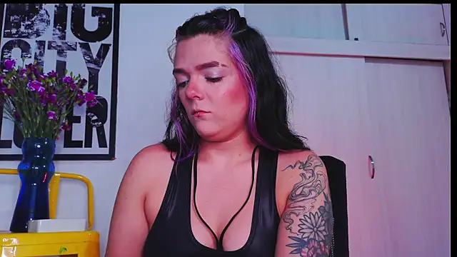 purple em69 online show from February 22, 9:27 pm