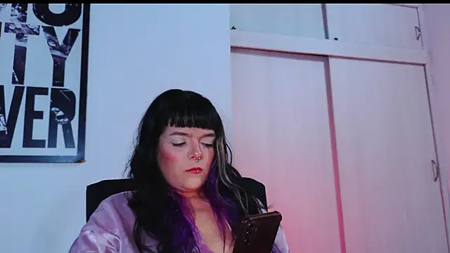 purple em69 online show from February 12, 4:34 am