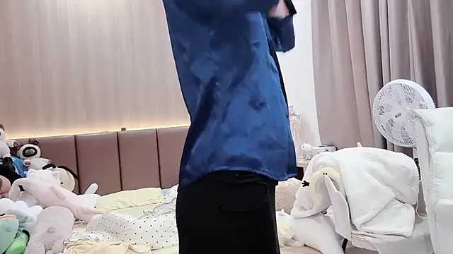 Jennie Spa online show from December 15, 2:34 pm