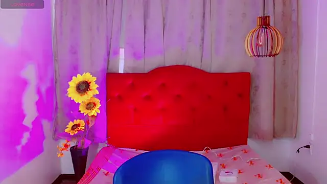 Snapshot of Jessica_smith_1 chatting on November 5, 11:13 am Jessica smith 1 online show from November 5, 11:13 am