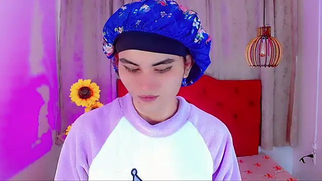 Jessica smith 1 online show from December 17, 11:15 am