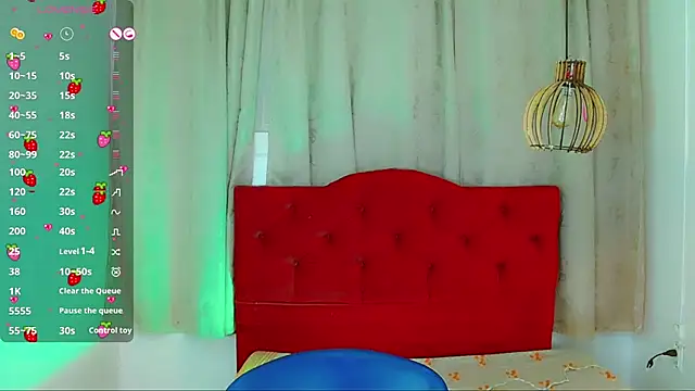 Snapshot of Jessica_smith_1 chatting on October 31, 11:51 am Jessica smith 1 online show from October 31, 11:51 am