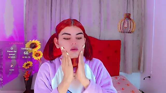 Snapshot of Jessica_smith_1 chatting on November 28, 11:21 am Jessica smith 1 online show from November 28, 11:21 am