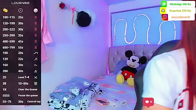 Snapshot of Jessica_smith_1 chatting on October 11, 11:28 pm Jessica smith 1 online show from October 11, 11:28 pm