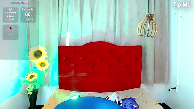 Snapshot of Jessica_smith_1 chatting on November 20, 11:11 am Jessica smith 1 online show from November 20, 11:11 am