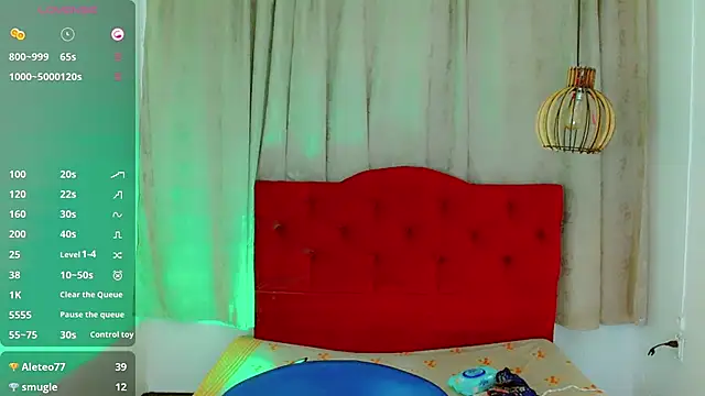 Snapshot of Jessica_smith_1 chatting on October 27, 11:22 am Jessica smith 1 online show from October 27, 11:22 am