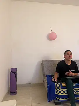 CoreAlejito online show from March 31, 3:36 pm