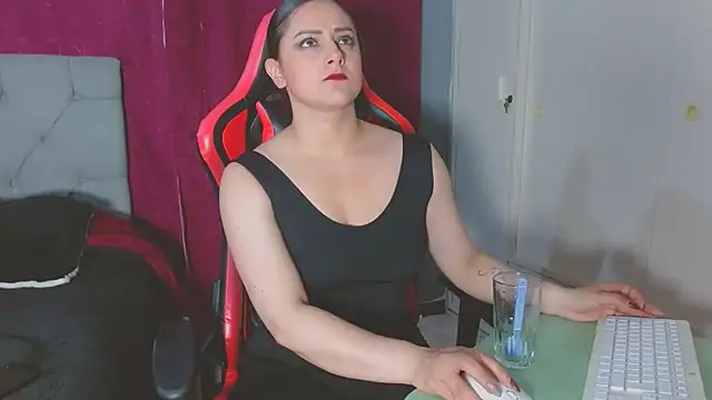 Noamartin  online show from October 10, 2:01 am