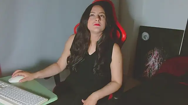 Noamartin  online show from March 26, 1:59 am