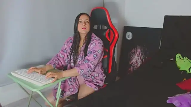 Noamartin  online show from March 8, 12:27 am