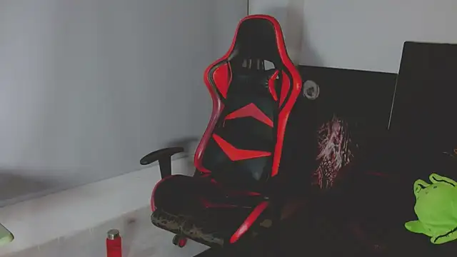 Noamartin  online show from March 21, 2:46 am