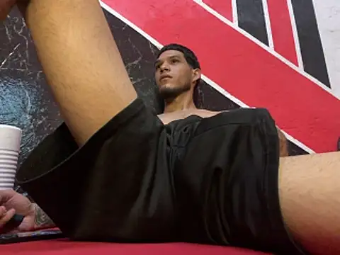 tanned boy online show from April 21, 9:32 pm