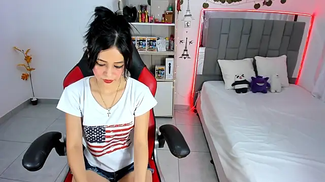 HannaSexyy online show from October 29, 12:20 am