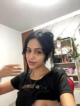 HannaSexyy online show from December 17, 5:23 am