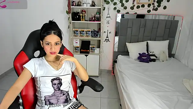 Snapshot of HannaSexyy chatting on September 18, 1:08 am HannaSexyy online show from September 18, 1:08 am
