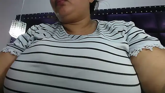 CrushOnMe  online show from October 29, 7:13 pm