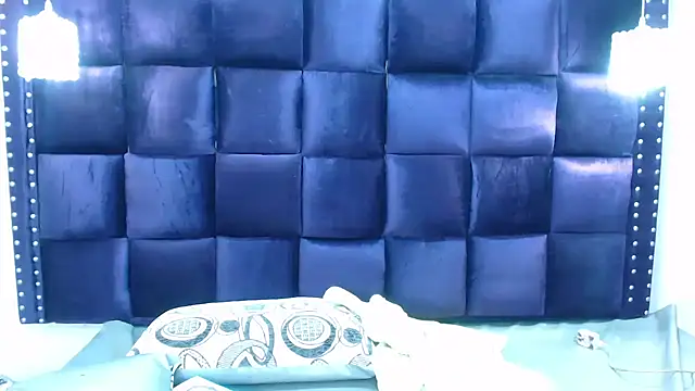CrushOnMe  online show from September 9, 3:38 am