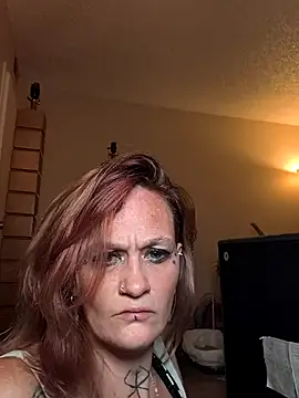 Snapshot of renegade_vyxxen chatting on December 21, 9:37 pm renegade vyxxen online show from December 21, 9:37 pm