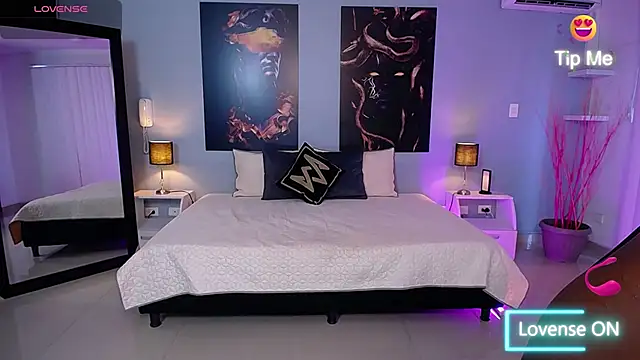 JasmineCampbell  online show from February 21, 1:35 pm