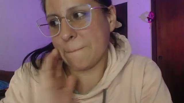 LucifernandaSw online show from February 12, 4:34 am