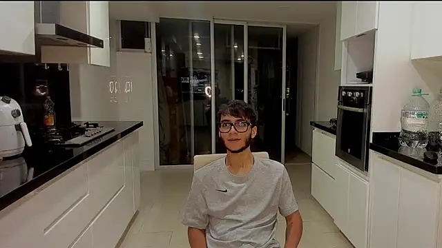 alejdrip online show from September 26, 9:05 am