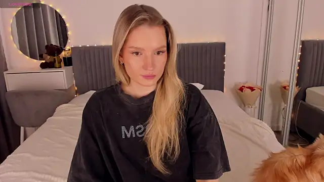 CassieRayss online show from June 4, 3:28 pm