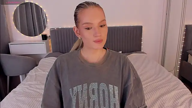 CassieRayss online show from January 15, 4:21 pm