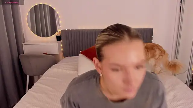 CassieRayss online show from May 21, 2:36 pm