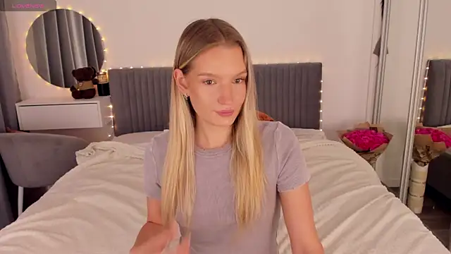 CassieRayss online show from July 22, 1:46 pm