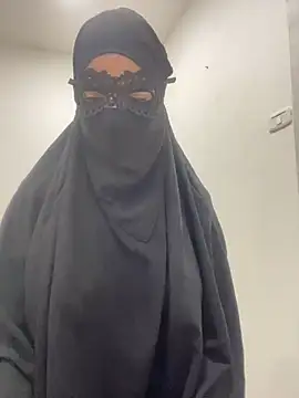 Snapshot of Hijabi_HotGirls chatting on March 5, 8:21 pm Hijabi HotGirls online show from March 5, 8:21 pm