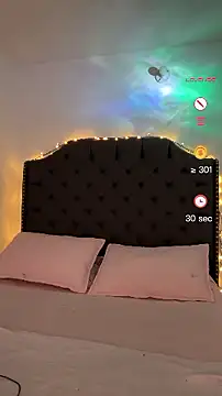 martina duque  online show from February 17, 6:05 pm