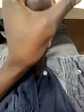 Snapshot of no1belike1 chatting on January 15, 11:32 am no1belike1 online show from January 15, 11:32 am