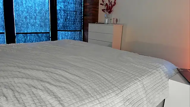 Rachel Rey online show from February 12, 10:15 am