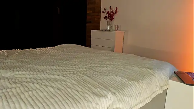 Rachel Rey online show from February 10, 6:29 pm