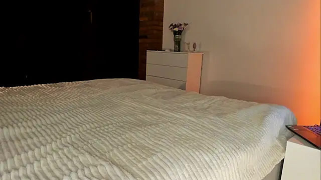 Rachel Rey online show from February 19, 6:27 pm