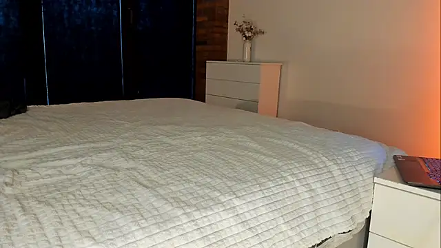 Snapshot of Rachel_Rey chatting on December 1, 8:26 am Rachel Rey online show from December 1, 8:26 am