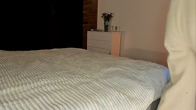 Rachel Rey online show from February 17, 6:49 pm