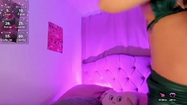 charlotte-Love09 online show from September 17, 5:20 am