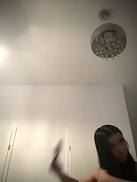 Snapshot of Amalthea_ chatting on February 27, 5:37 pm Amalthea online show from February 27, 5:37 pm